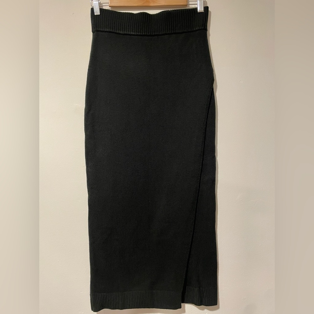 Black maxi sweater skirt